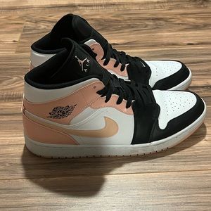 COPY - Jordan 1 Mid